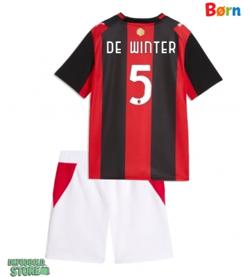 AC Milan Koni De Winter #5 Replika Babytøj Hjemmebanesæt Børn 2026-27 Kortærmet (+ Korte bukser)